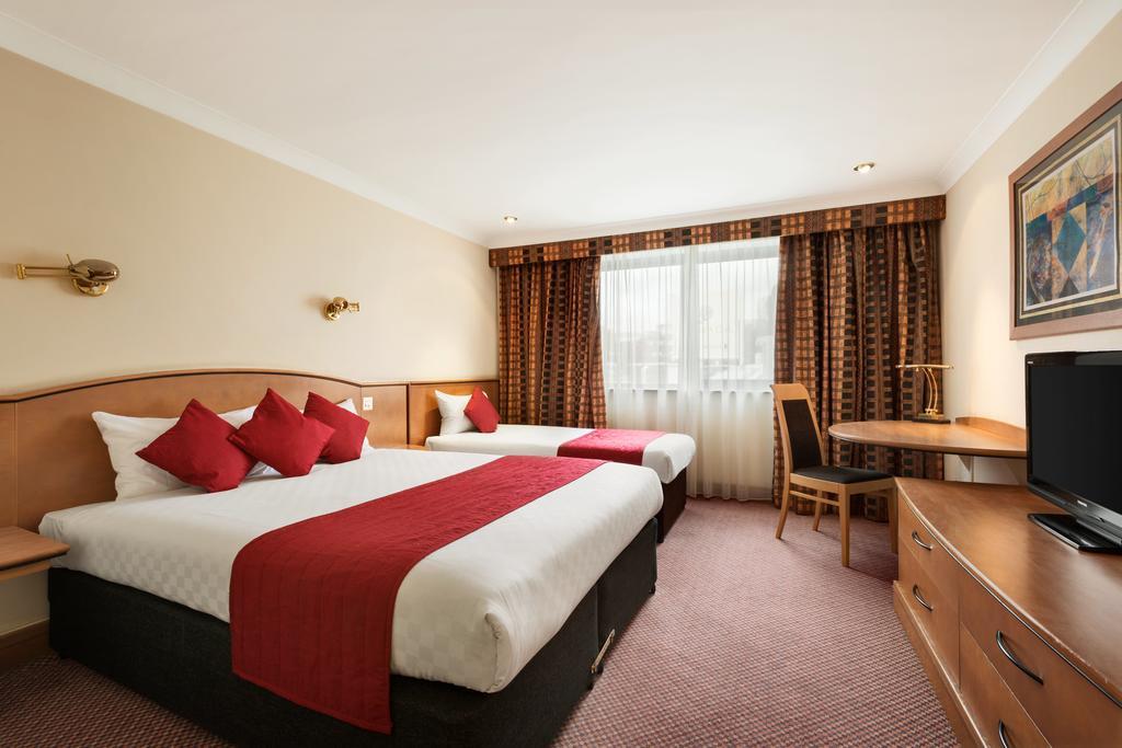 Ramada Hatfield Hatfield  Exteriér fotografie