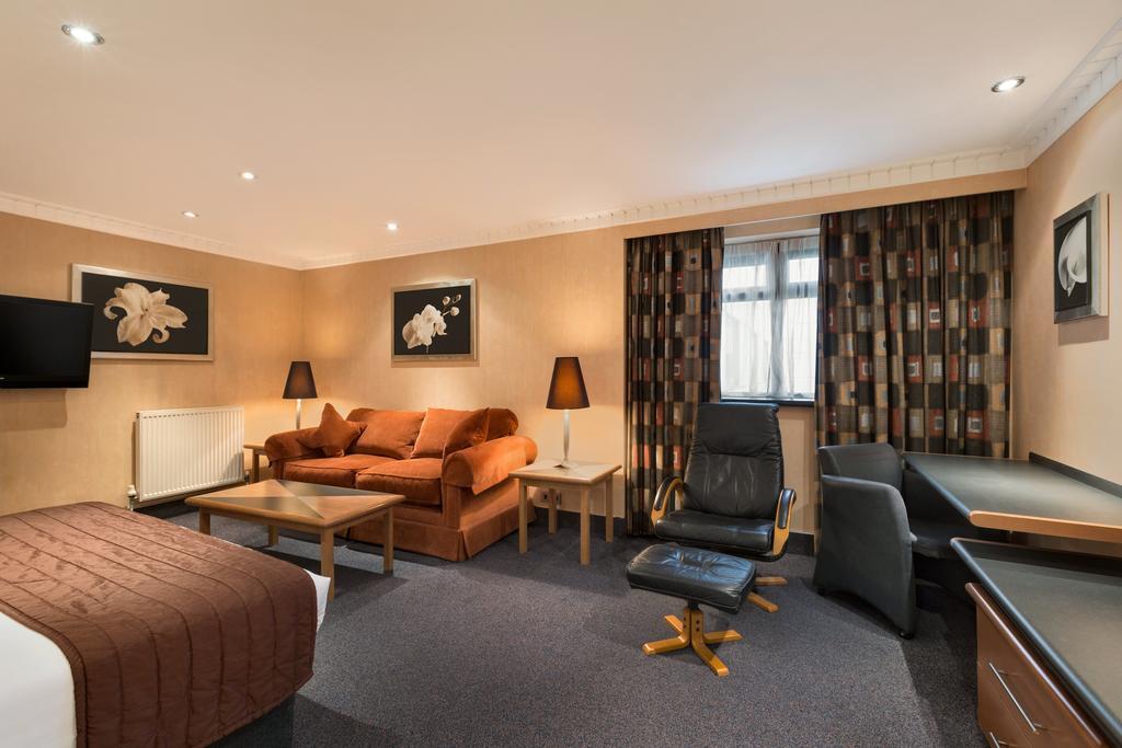 Ramada Hatfield Hatfield  Exteriér fotografie