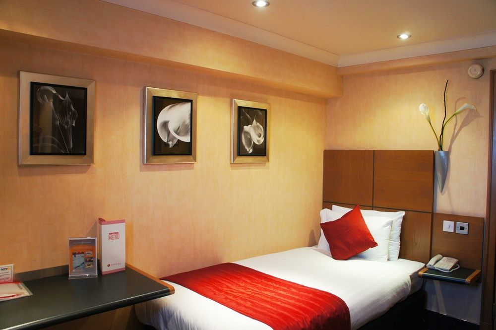 Ramada Hatfield Hatfield  Exteriér fotografie